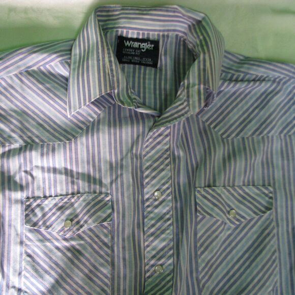 Vintage Wrangler Pearl-Snap Button-Down Shirt - Picture 1 of 7